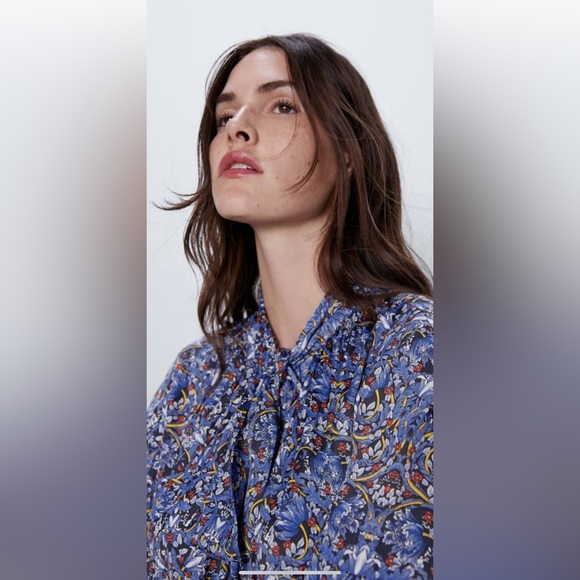 Zara TIED FLORAL BLOUSE - Picture 6 of 12